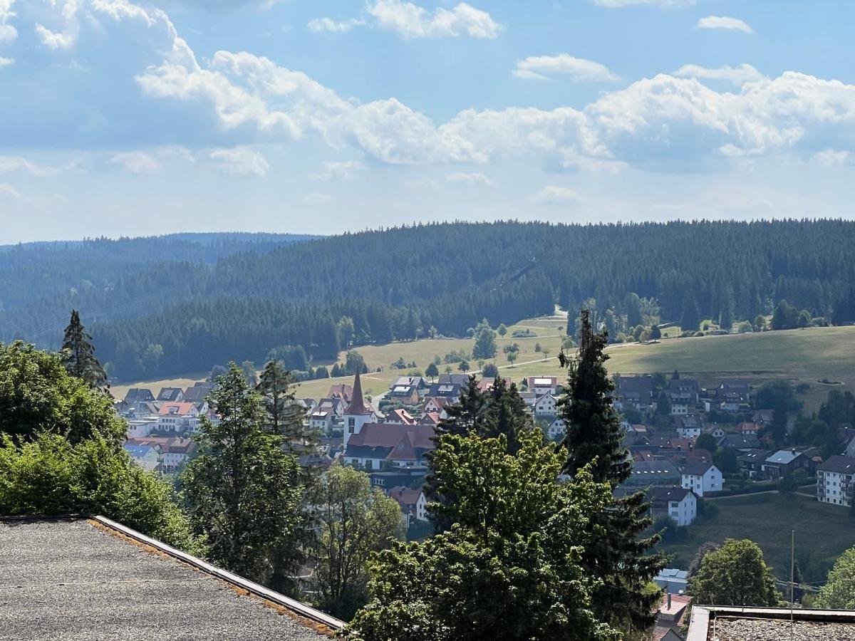 Apartment Annis Panoramablick Pool Sauna Tennis Schonach im Schwarzwald 外观 照片