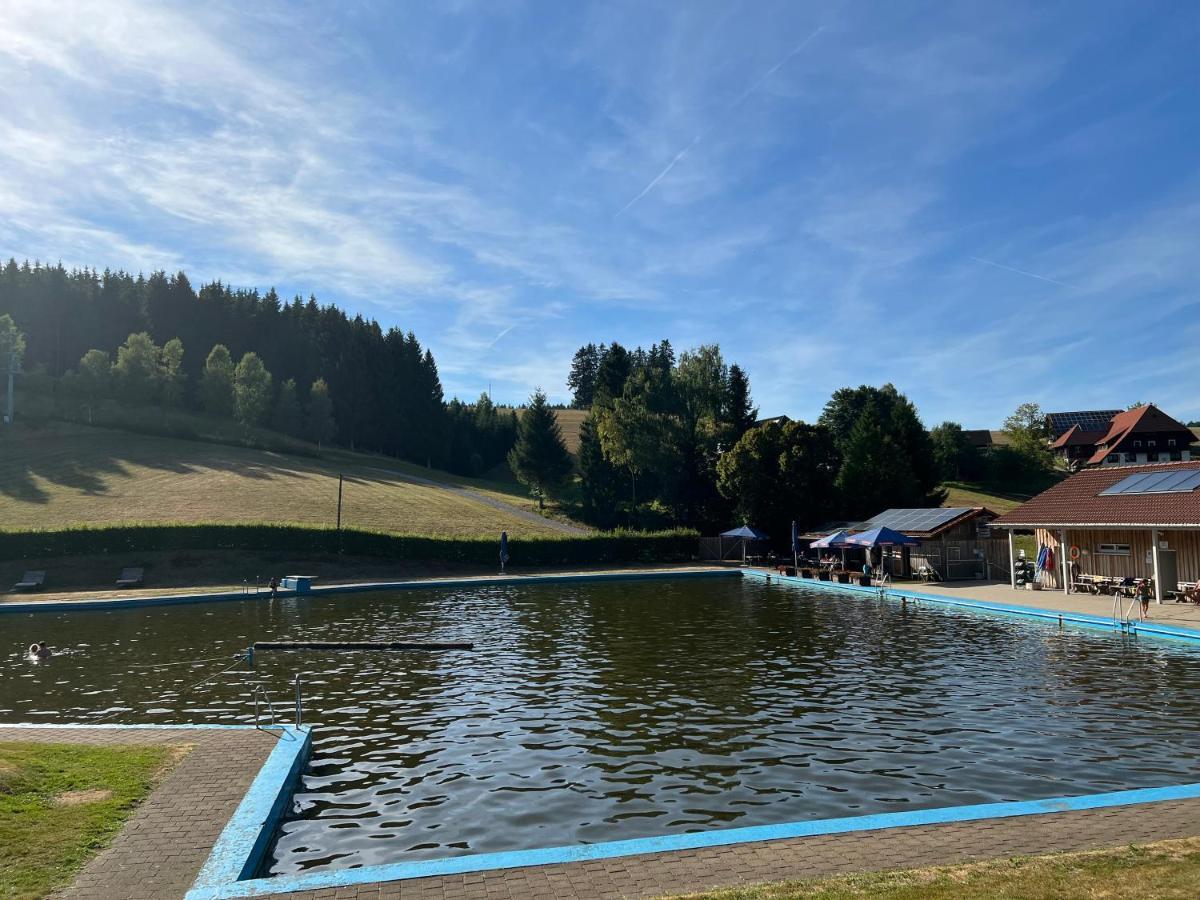 Apartment Annis Panoramablick Pool Sauna Tennis Schonach im Schwarzwald 外观 照片